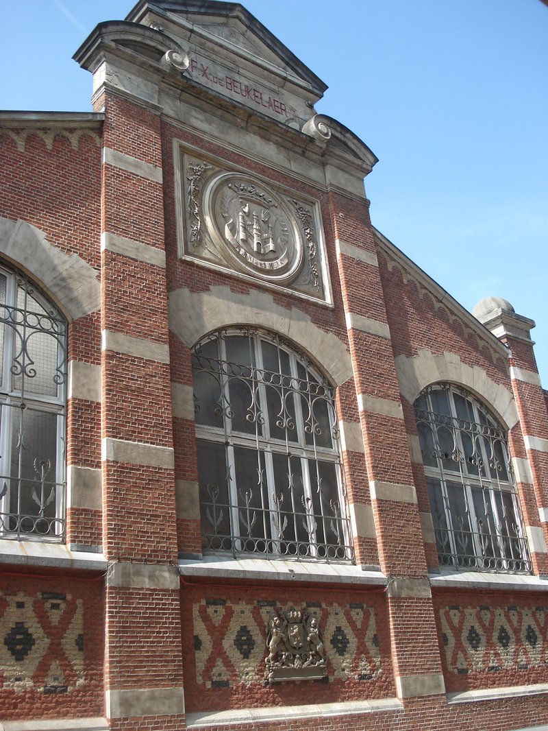 The F.X. de Beukelaer distillery building at Haantjeslei 132, Antwerp — designed by architect Jules Hofman in 1894 in the Flemish neo-Renaissance style